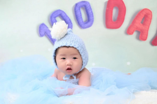 安吉宝宝头稳最晚是几个月