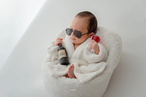 安吉呕吐是怀孕多久的症状 安吉呕吐是怀孕多久的症状