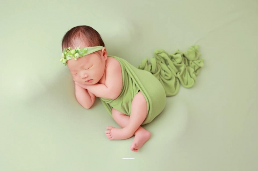 安吉宝宝拍嗝吐奶 安吉宝宝拍嗝吐奶